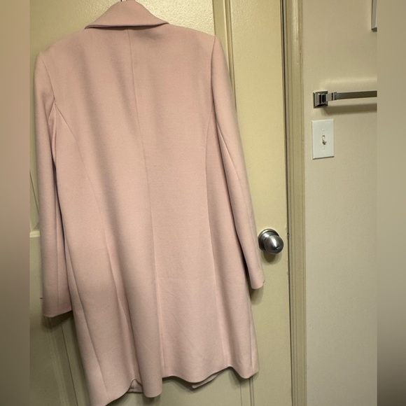 Medium Pink Black House White Market Coat. - Picture 3 of 5
